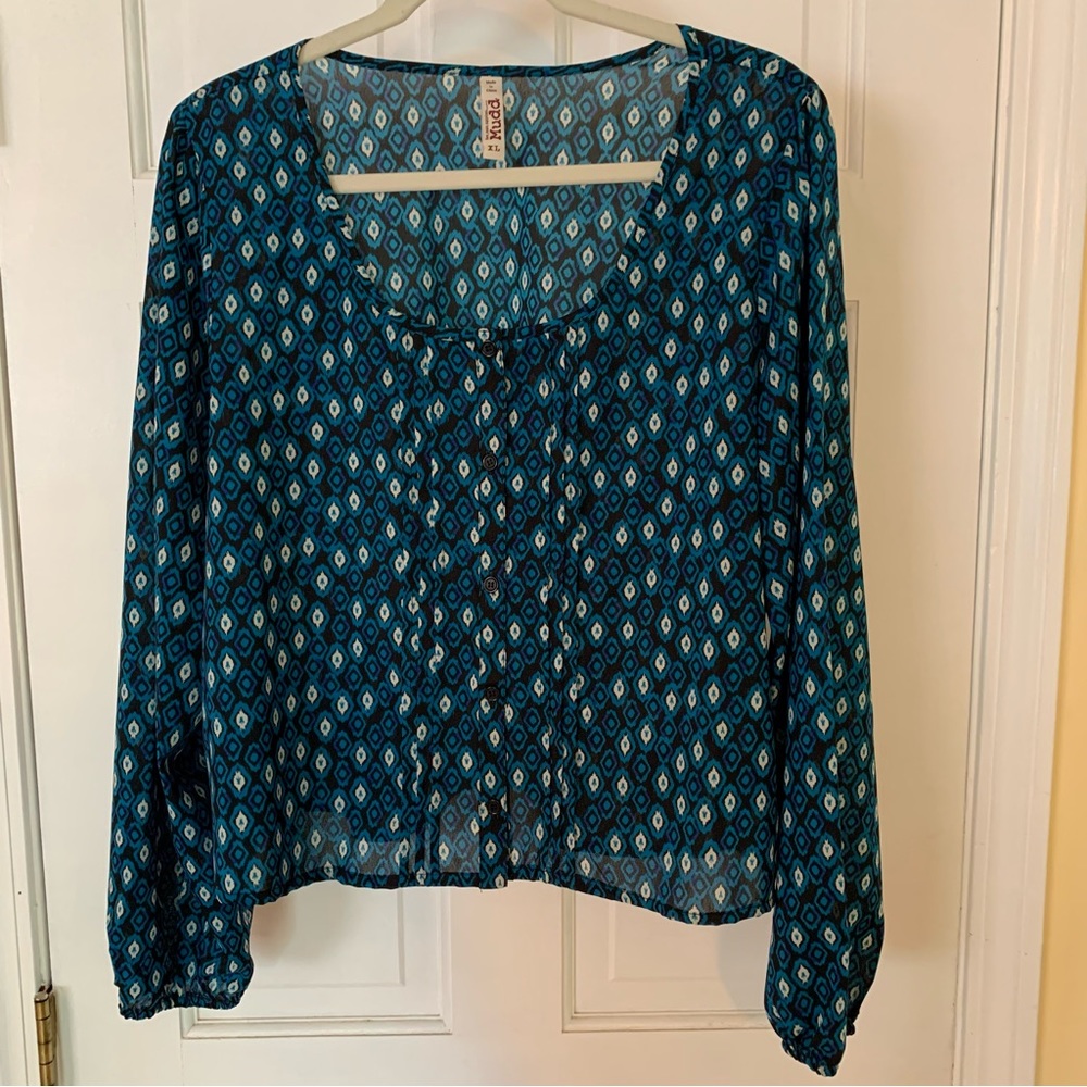 Turquoise, black and white long sleeve top by Mudd.